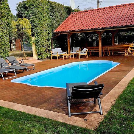 Holiday Home In Kolczewo With The Private Pool 220 Qm Kołczewo Exterior foto